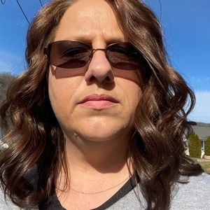 Meet your Posher, Shawna